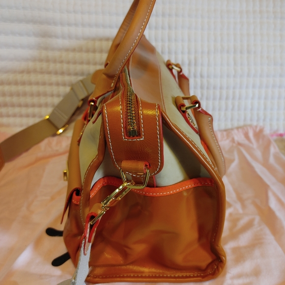 ISSACMIZRAHILIVE - Picture 7 of 8